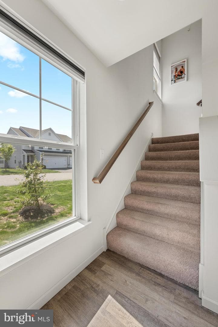 205 Hayward Street photo 15