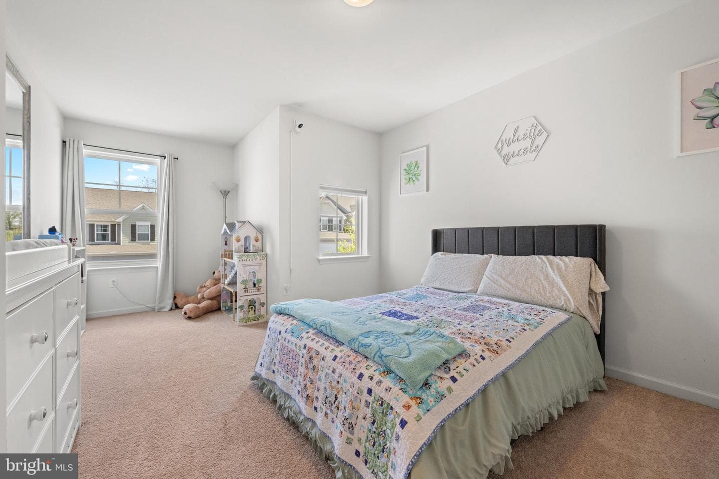 205 Hayward Street photo 22