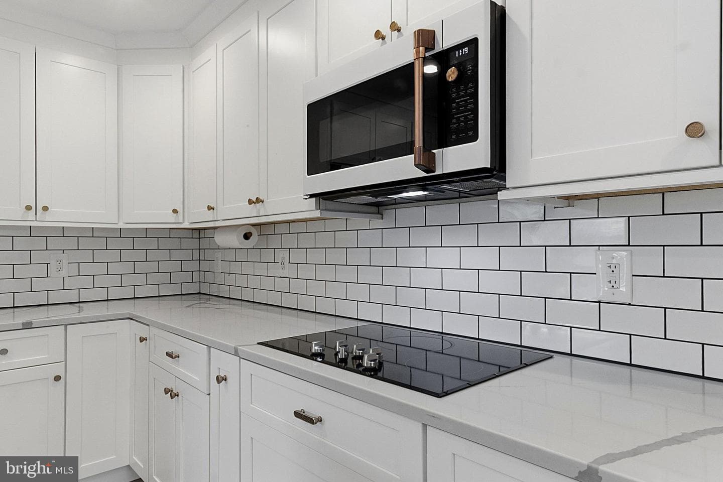201 Shirley Lane photo 8