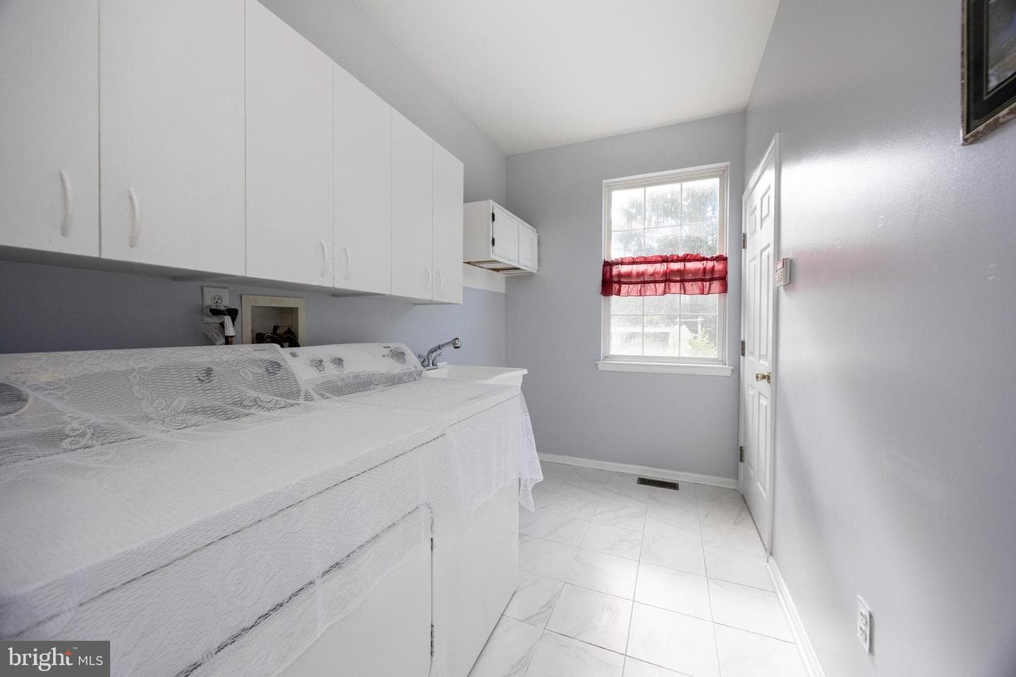 604 Exmoor Lane photo 42