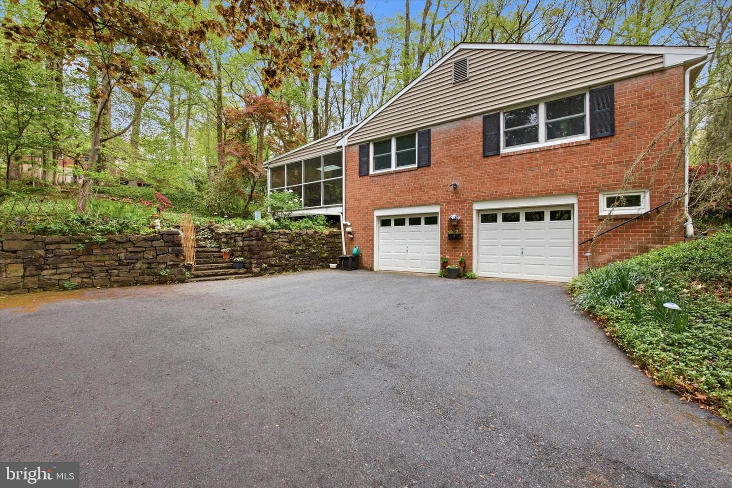 573 Brookwood Road photo 5