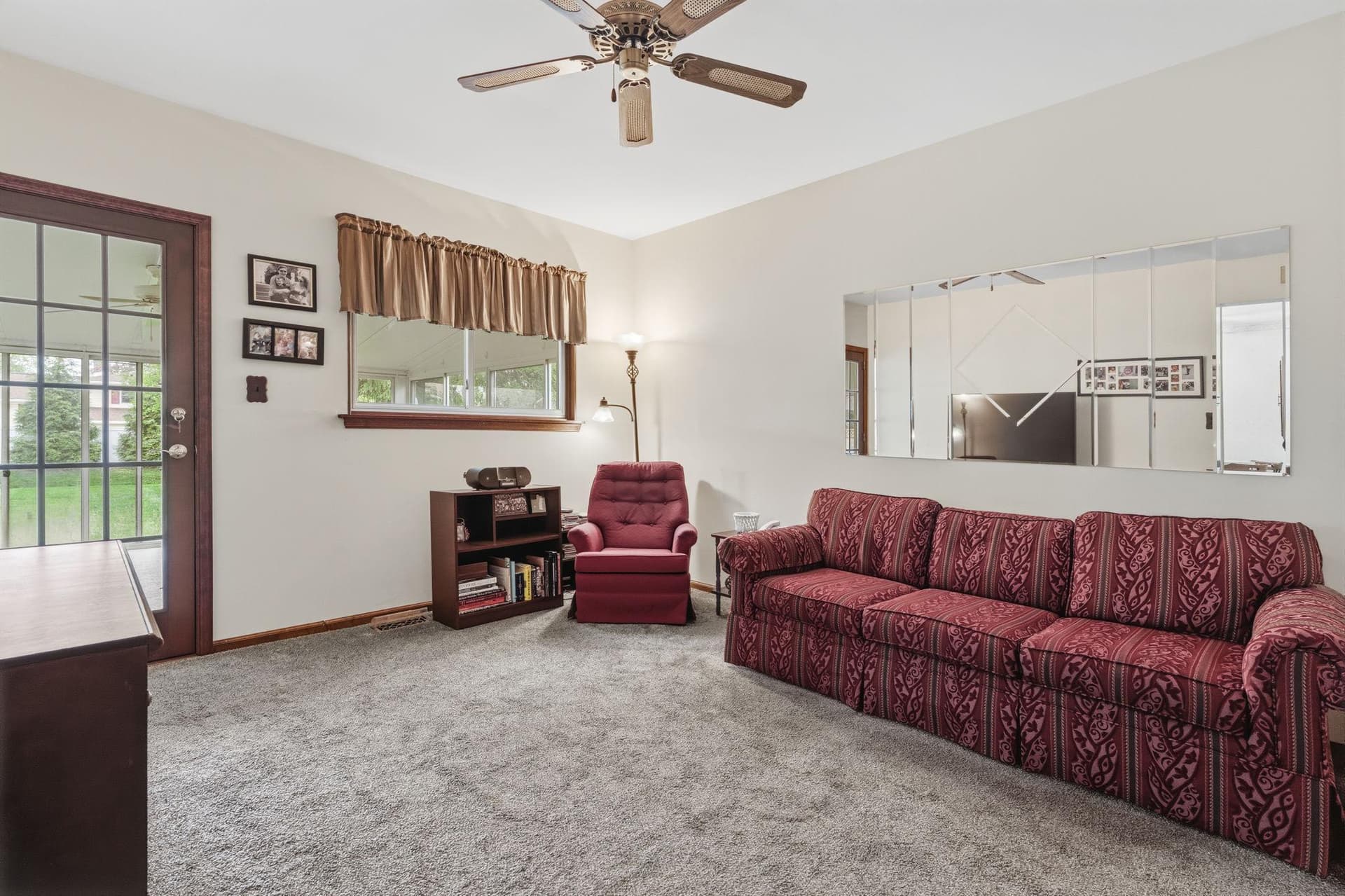 226 Silvestri Drive photo 10