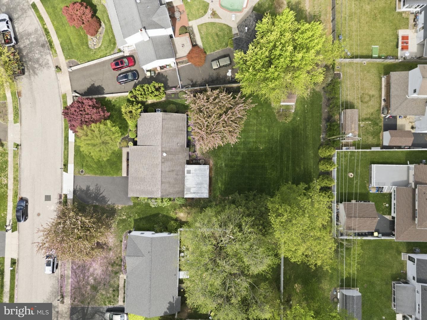 226 Silvestri Drive photo 40
