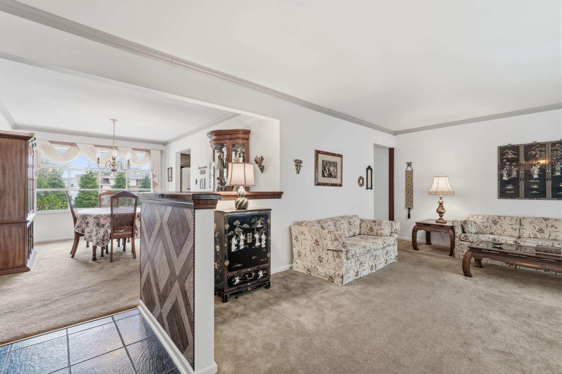 226 Silvestri Drive photo 5