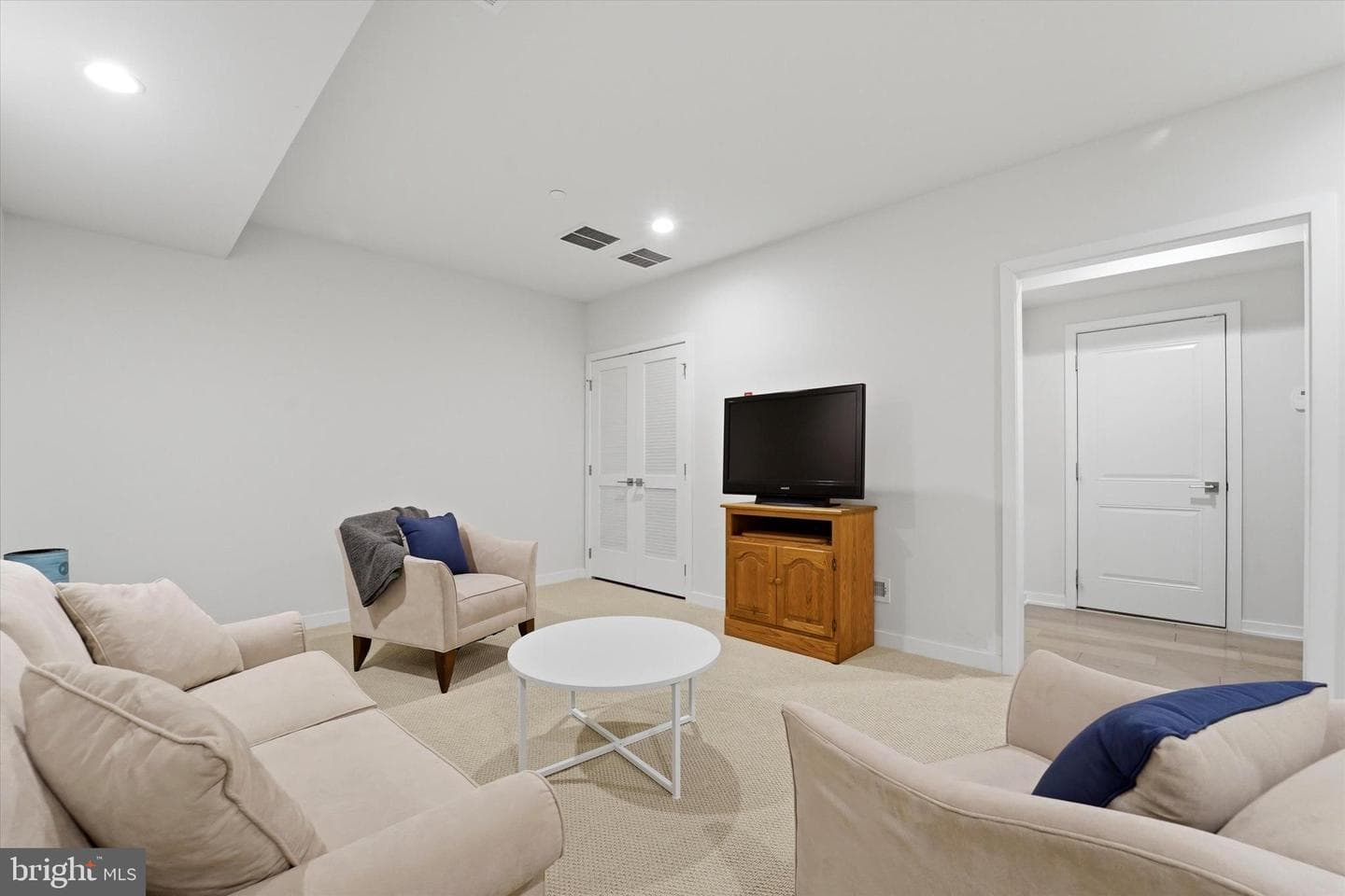 2030 Julia Drive photo 31