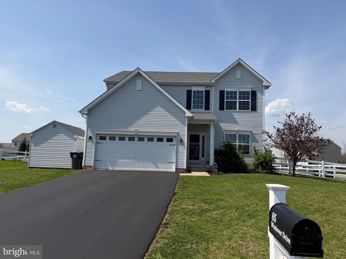 85 Windover Drive photo 1
