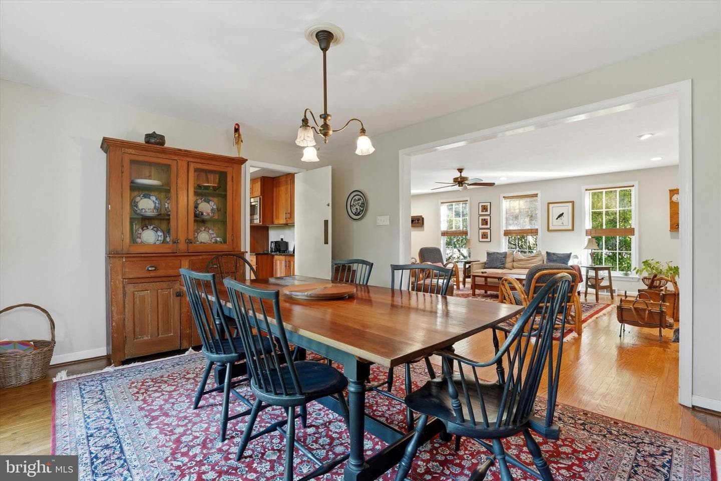 8643 Montgomery photo 9