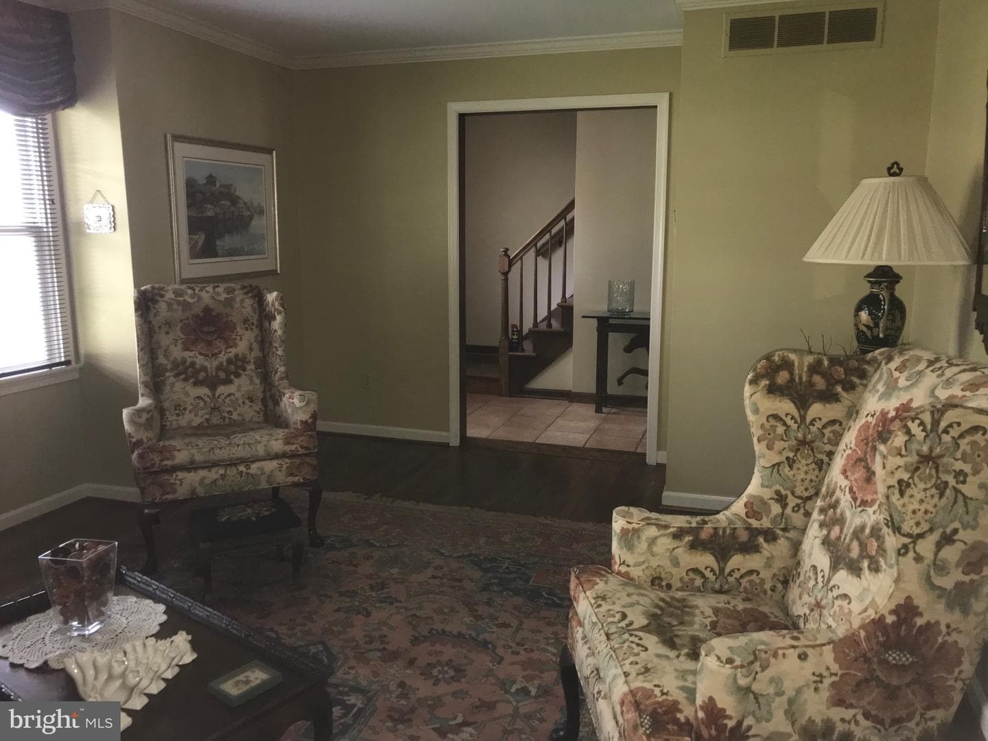 353 Colonial Avenue photo 28