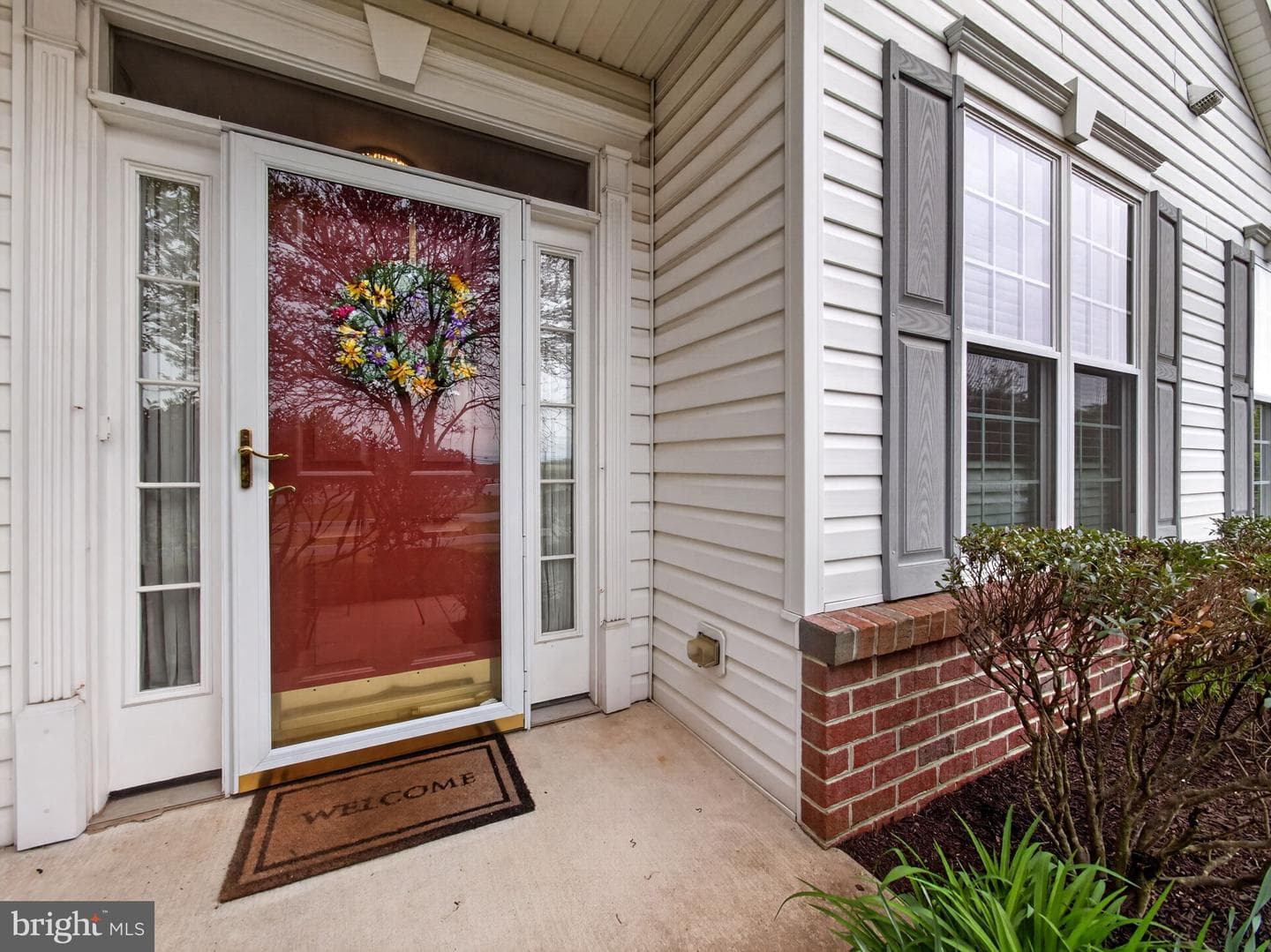 90 Newbury Way photo 9