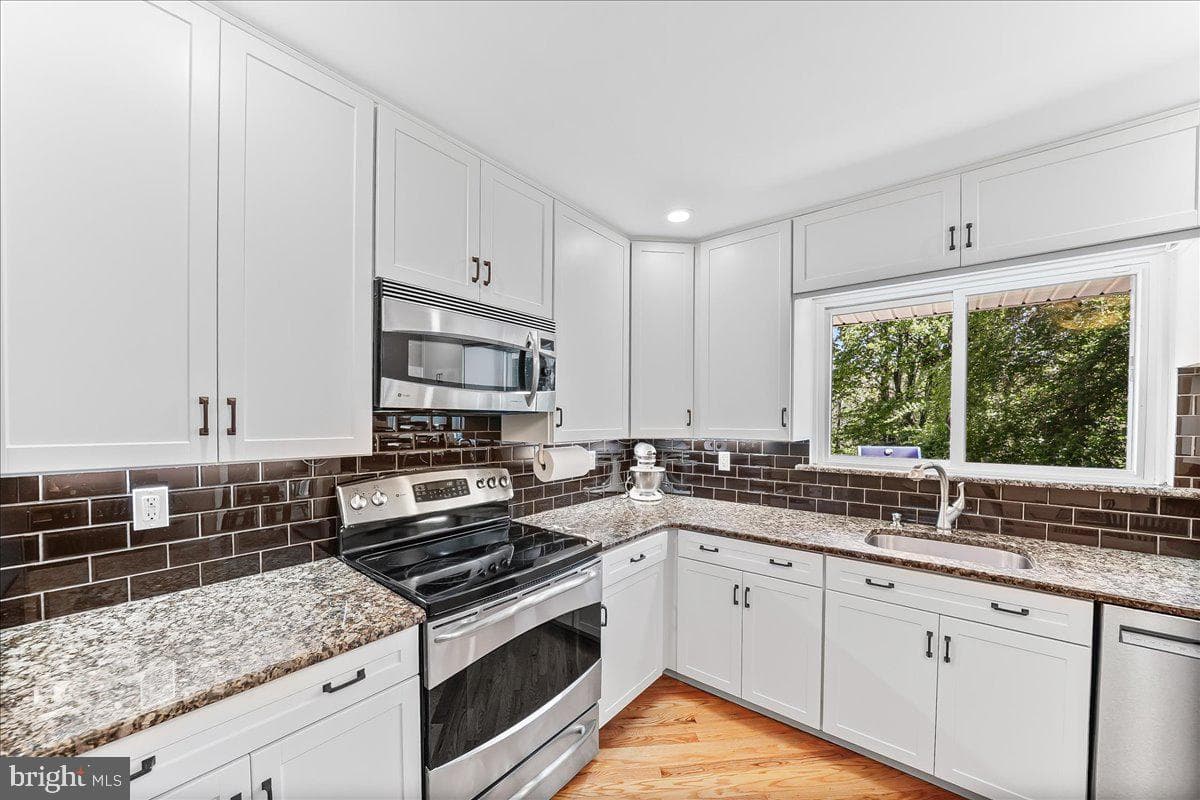 275 Barwynne Road photo 15