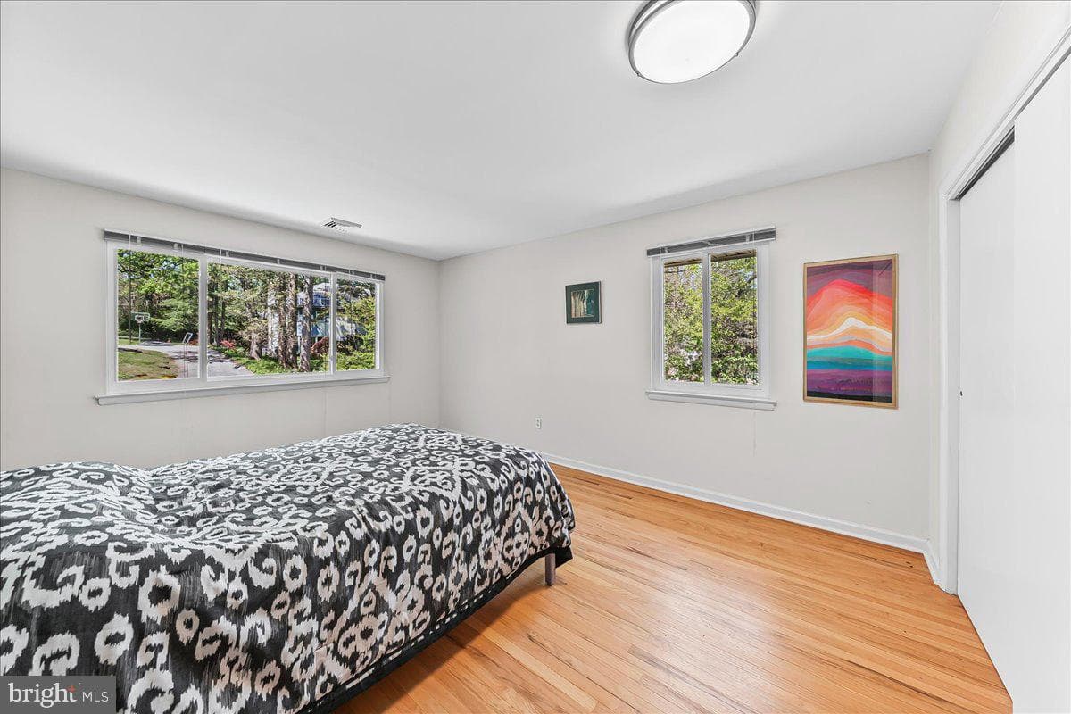 275 Barwynne Road photo 27