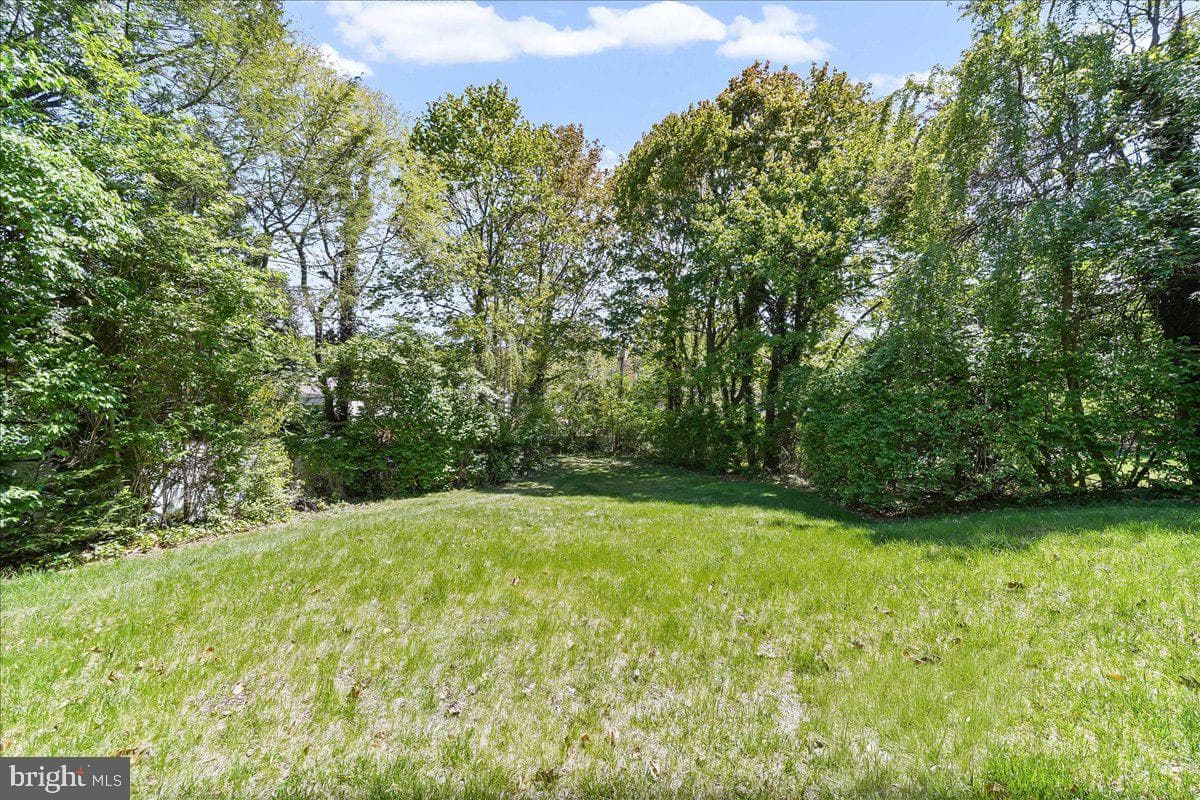 275 Barwynne Road photo 35