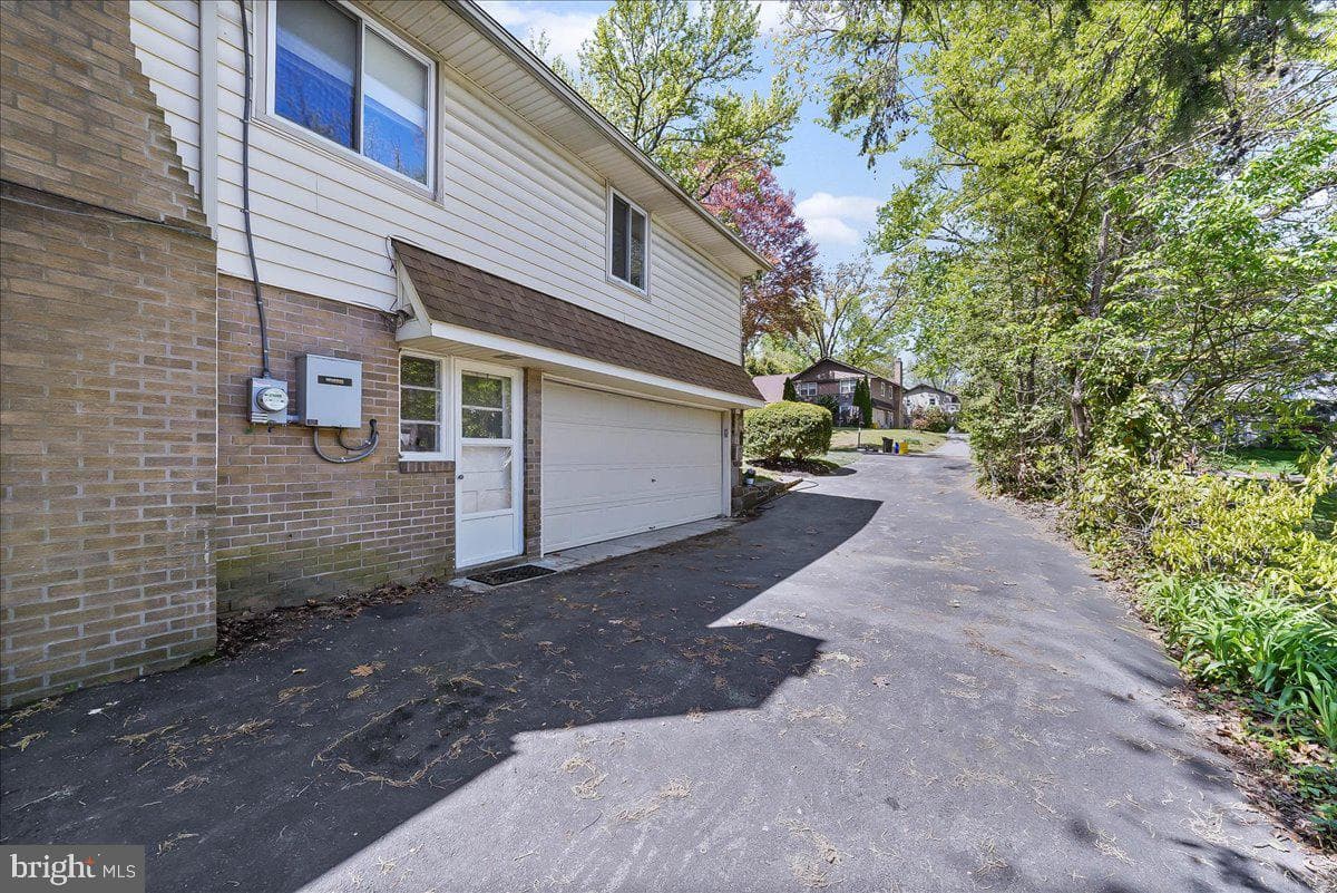 275 Barwynne Road photo 37