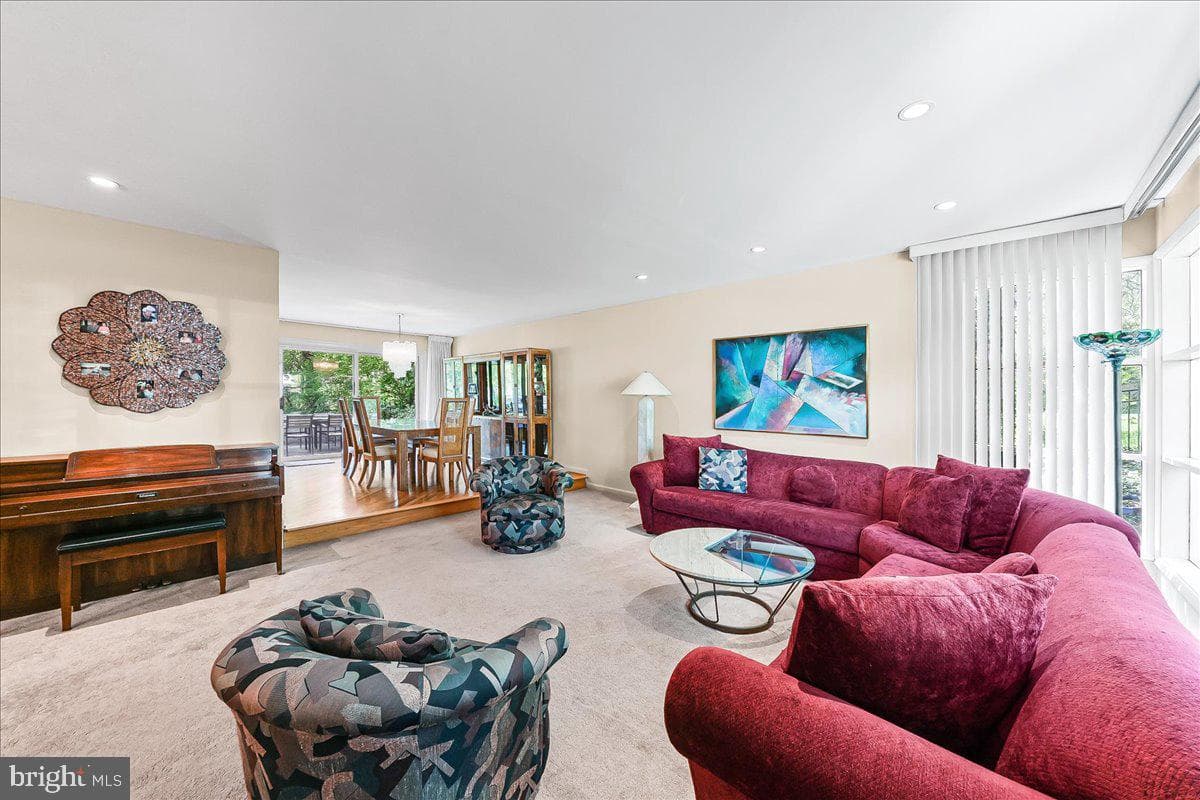 275 Barwynne Road photo 6
