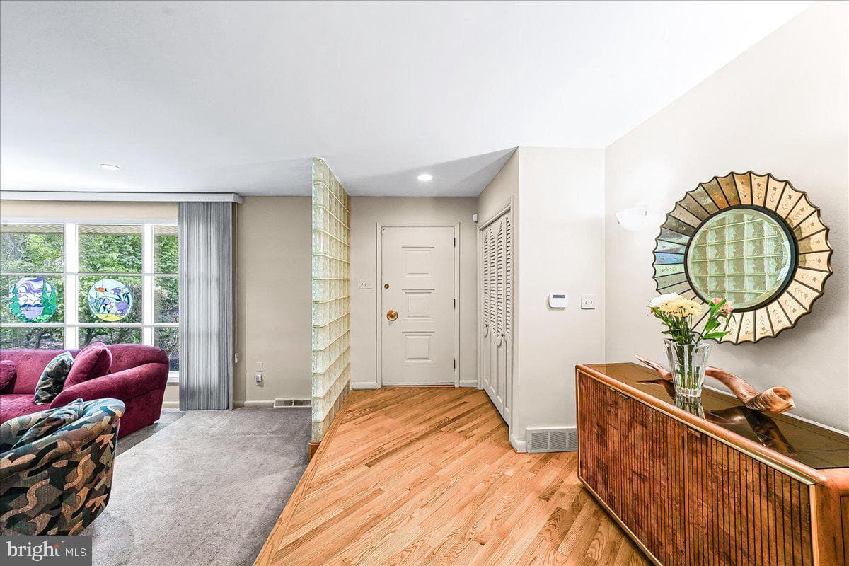 275 Barwynne Road photo 9