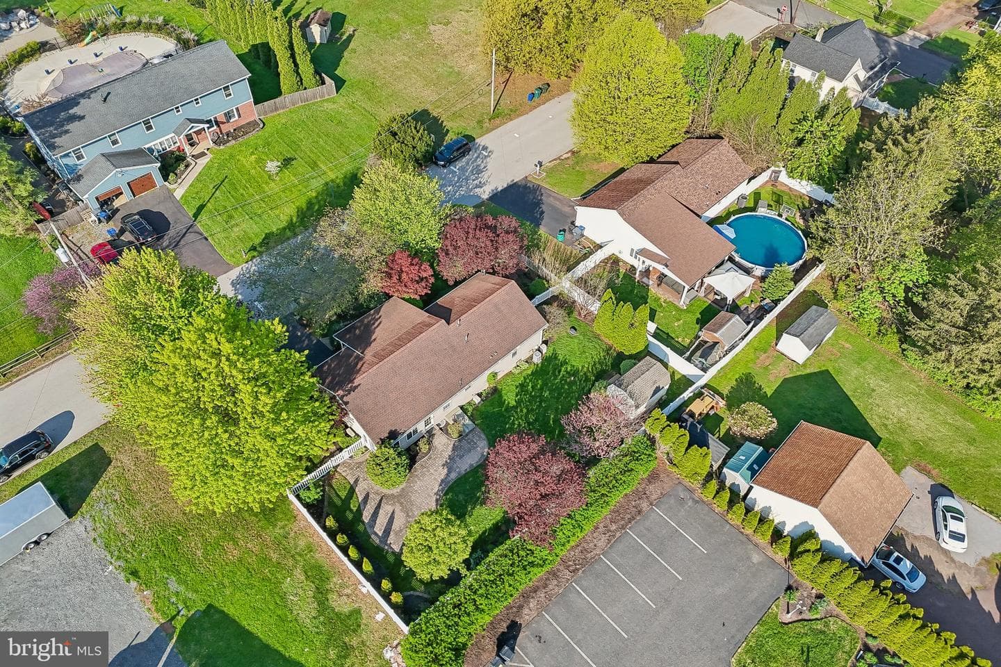 739 Ash Road photo 46