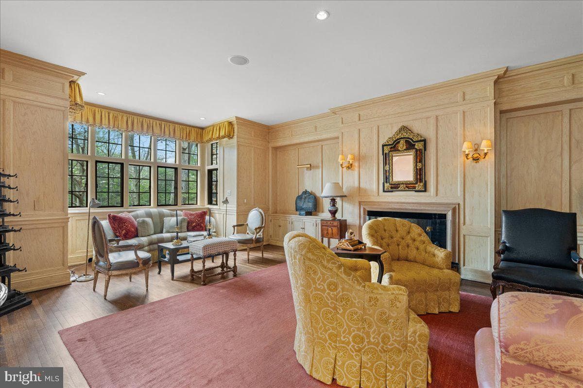 26 Old Gulph Road photo 6