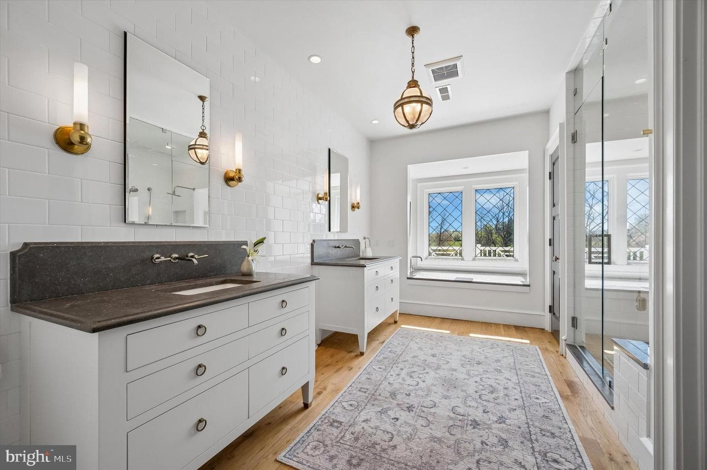 101 Hampton Lane photo 42