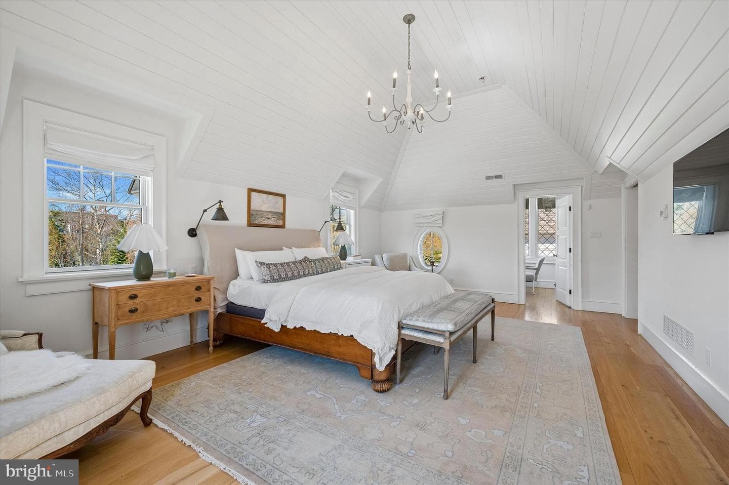 101 Hampton Lane photo 46