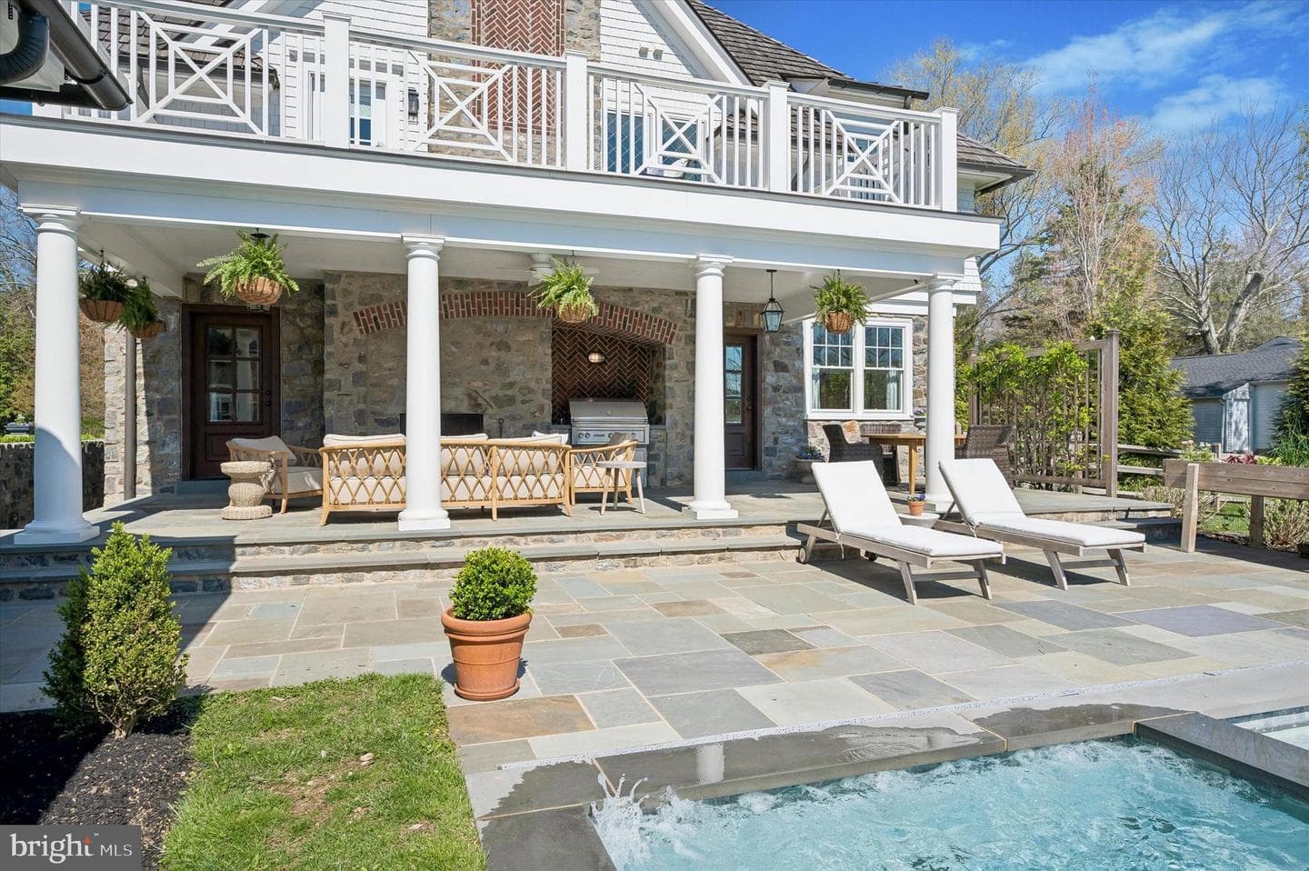 101 Hampton Lane photo 61