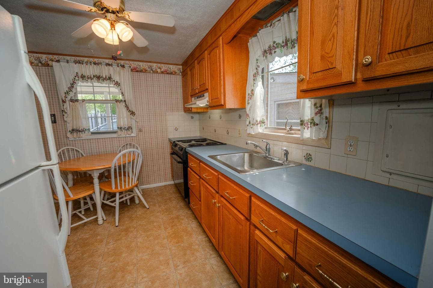 18 Mulberry Lane photo 13