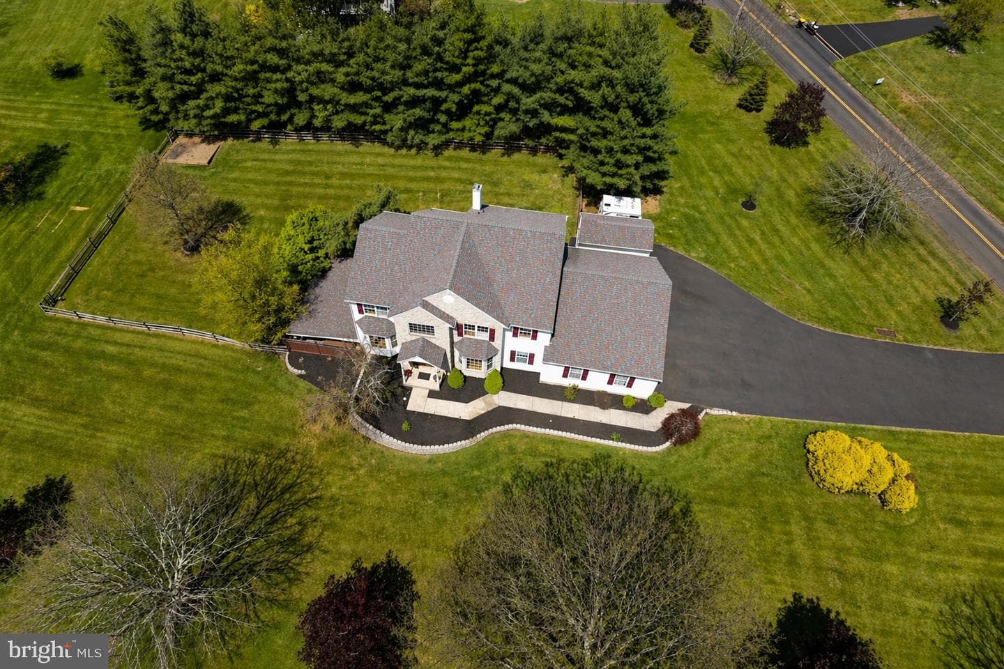 1265 Moyer Road photo 6
