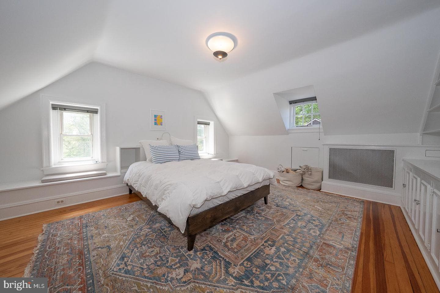 411 Wister Road photo 48