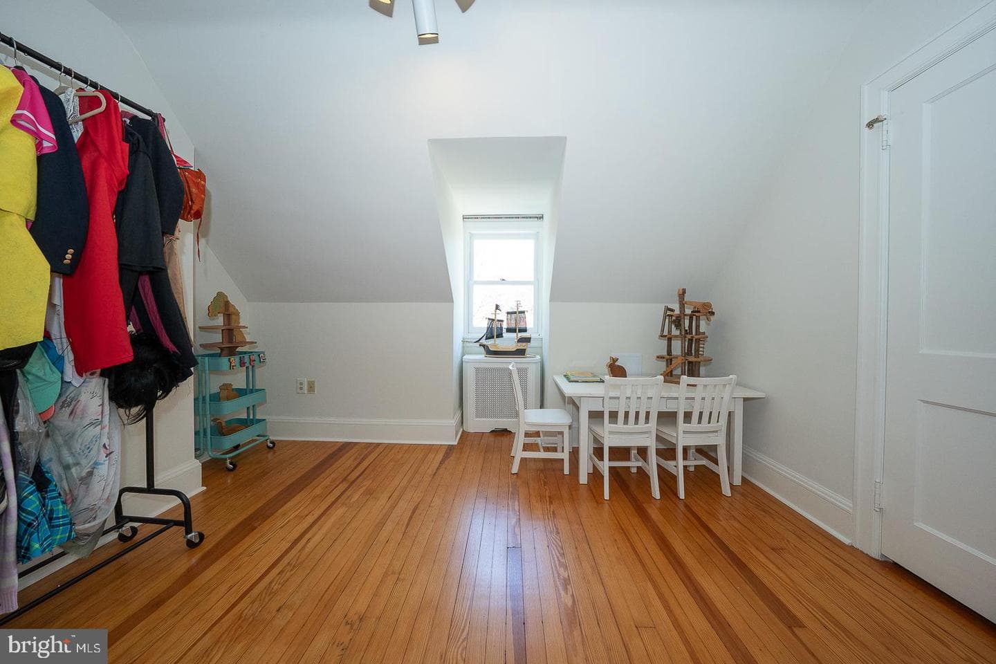 411 Wister Road photo 51