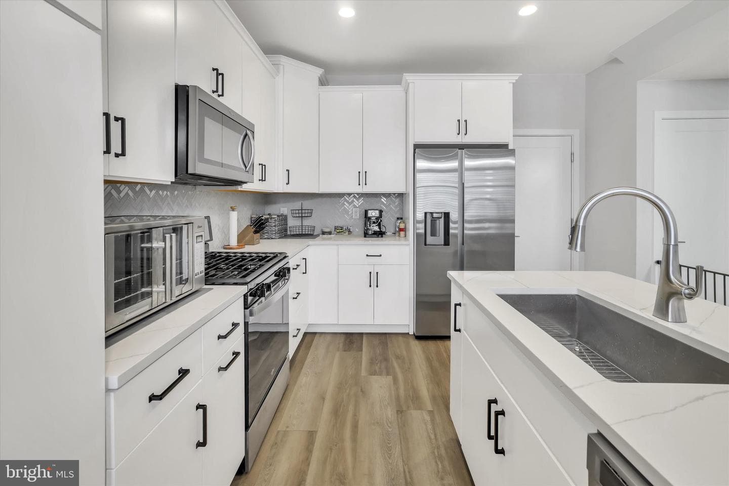1105 Morton Alley photo 11
