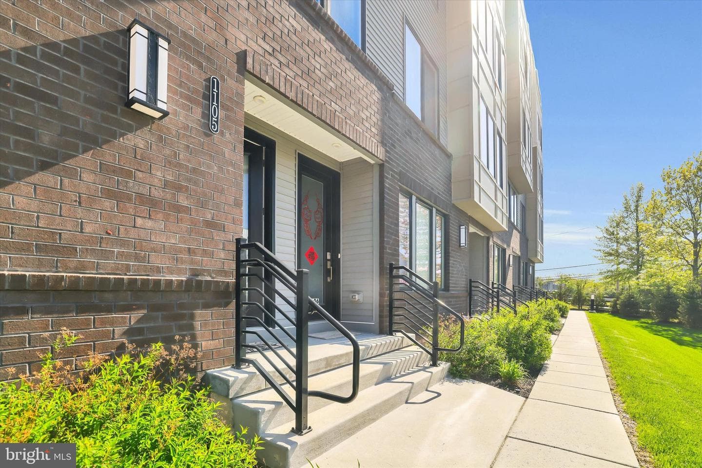 1105 Morton Alley photo 4