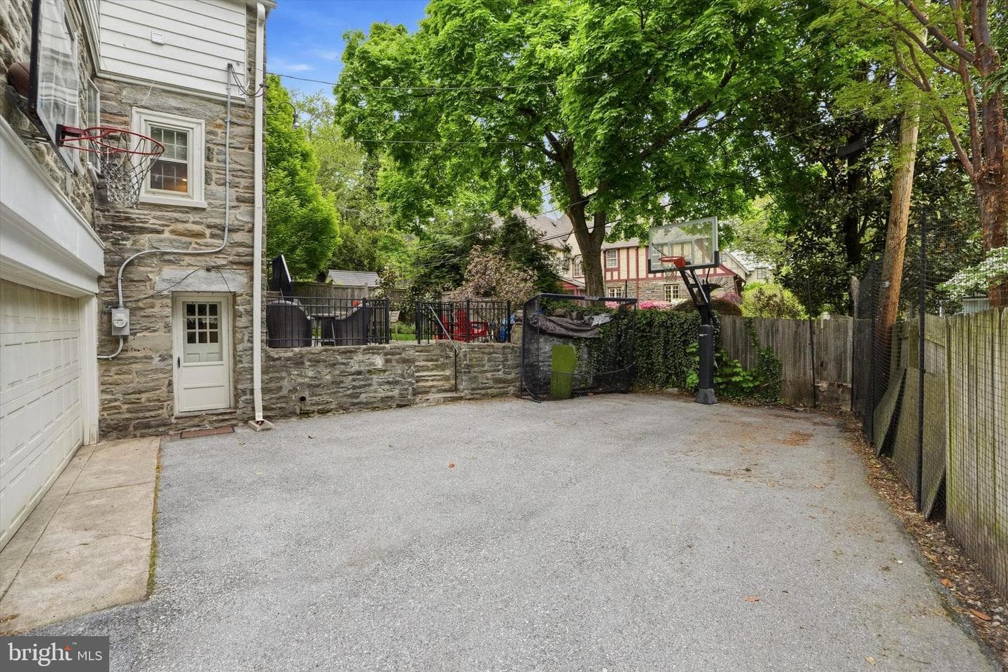 387 Penn Road photo 44