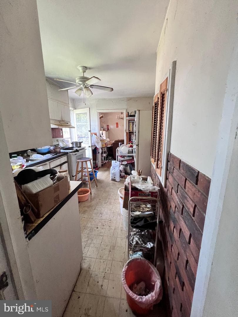 1457 Marlyns Lane photo 23