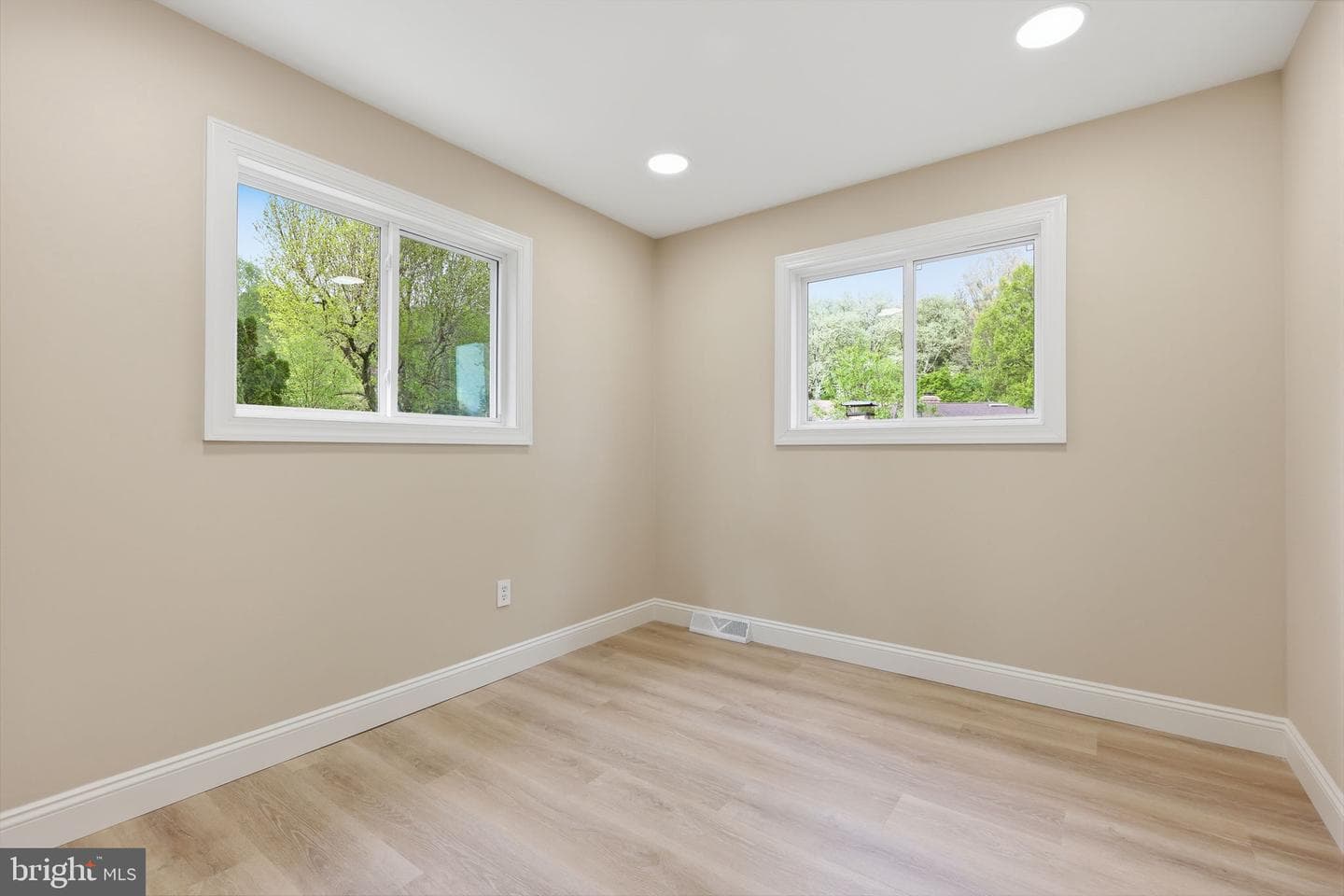 2213 Camp Hill Road photo 30