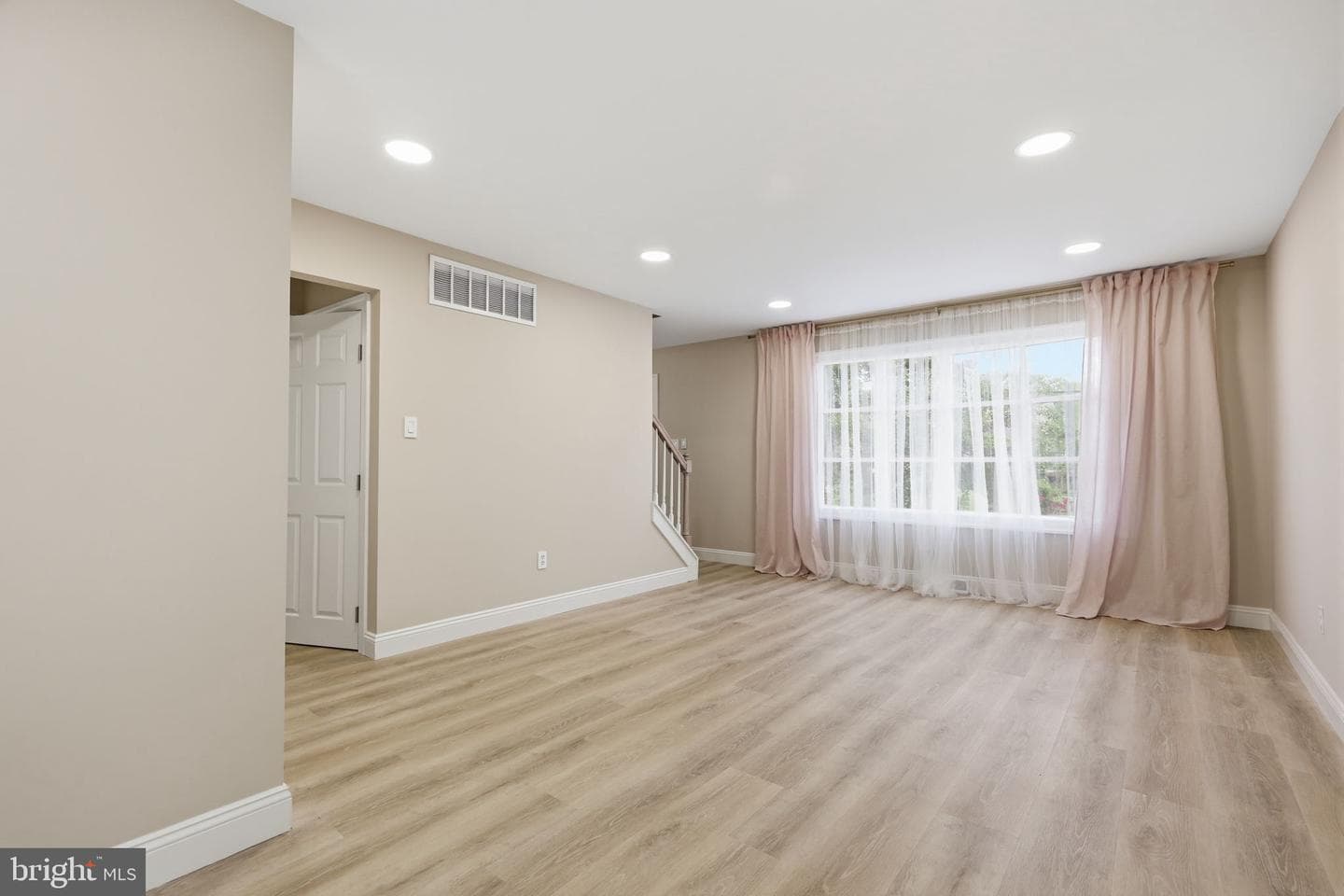 2213 Camp Hill Road photo 9