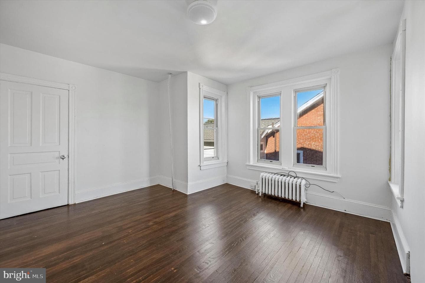 133 W 3rd Avenue photo 18