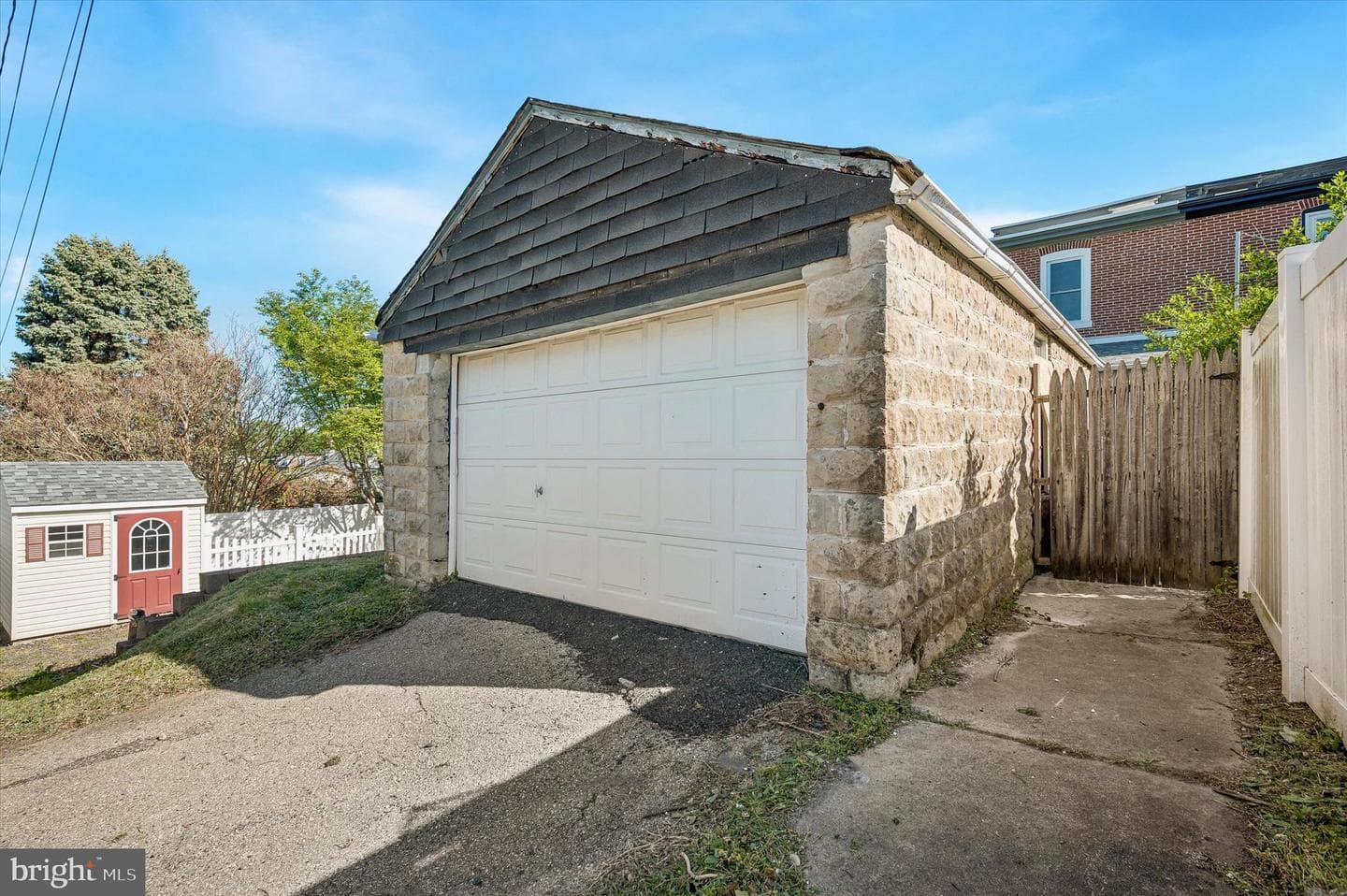 133 W 3rd Avenue photo 23