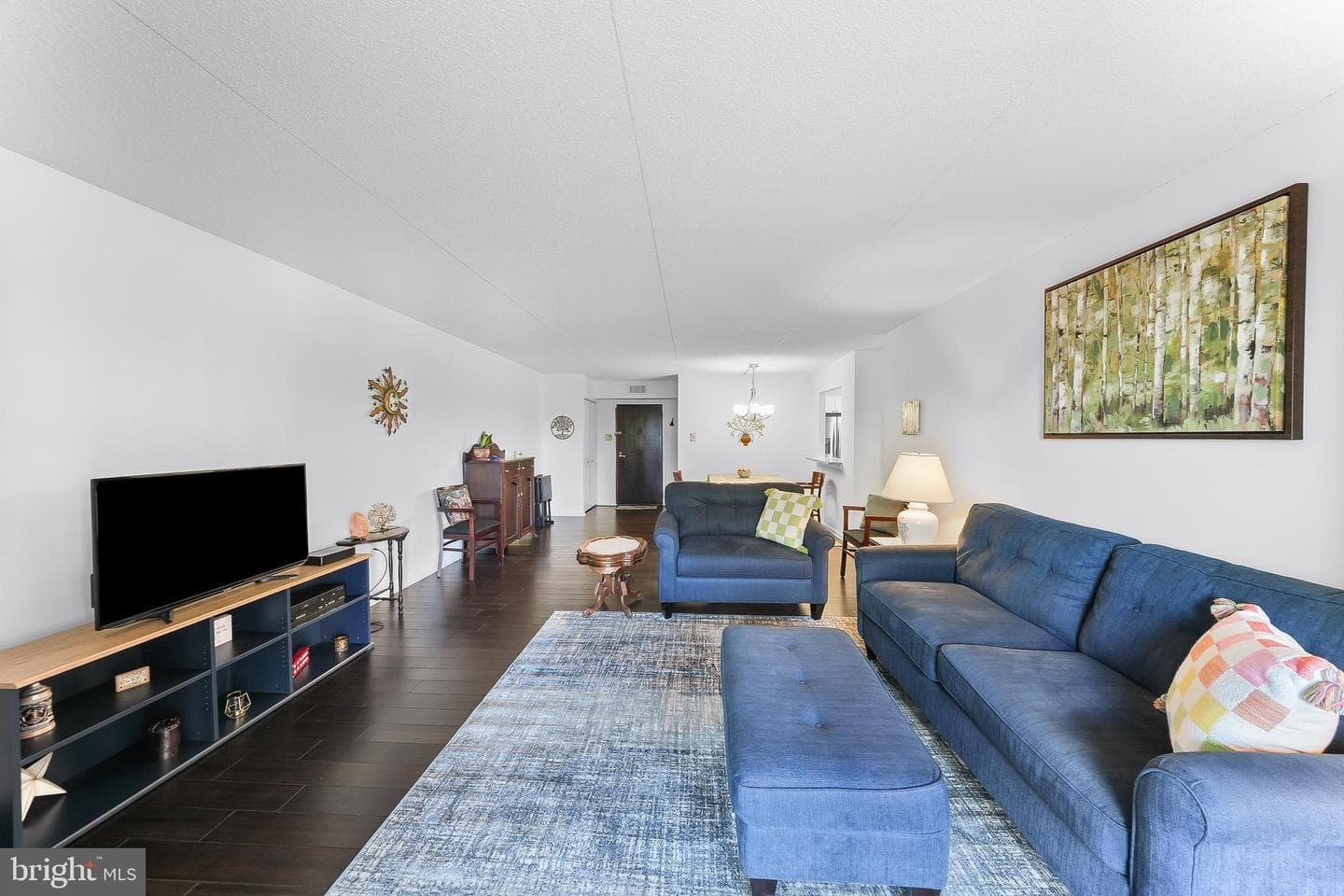 10219 Valley Forge Circle photo 8