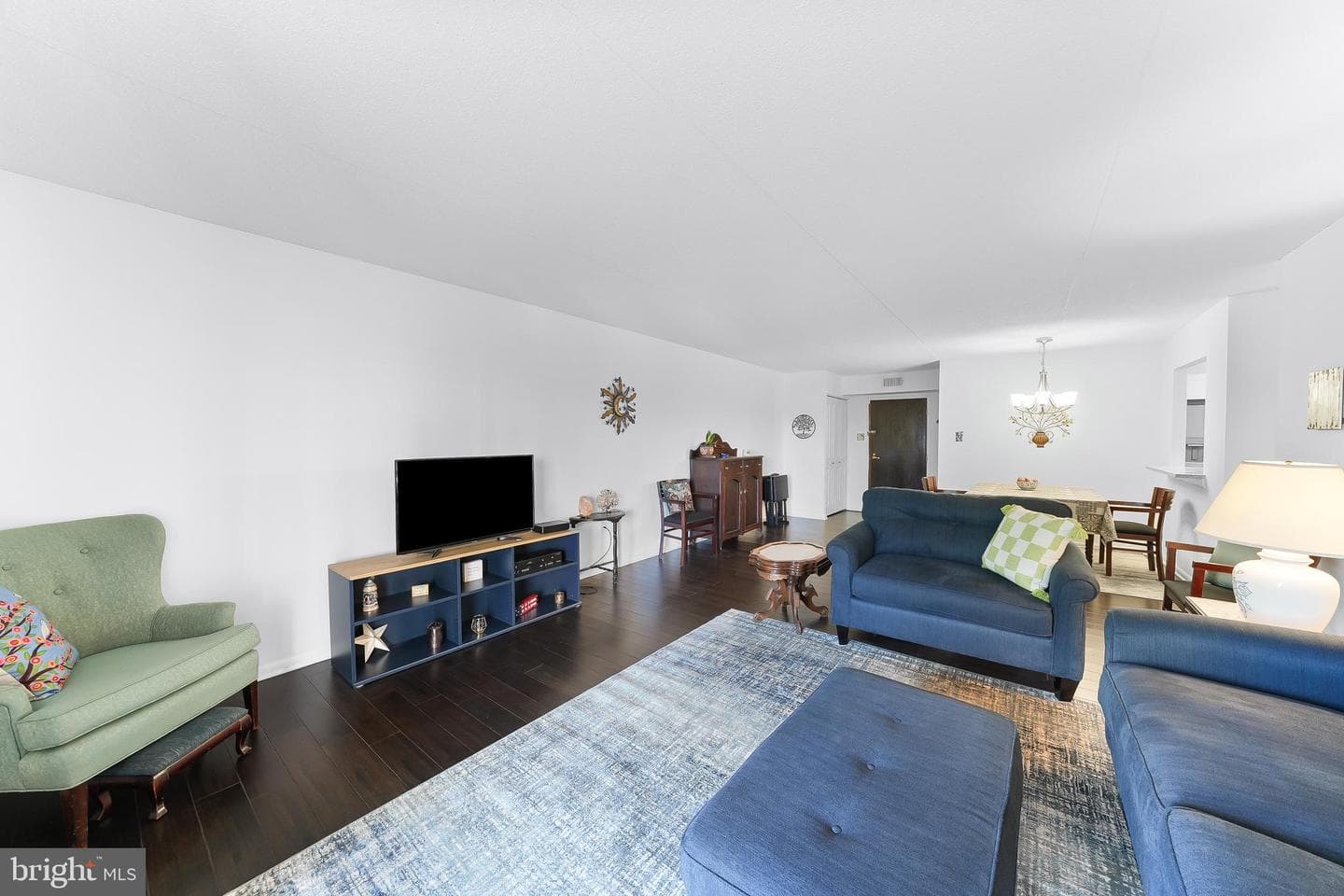 10219 Valley Forge Circle photo 9