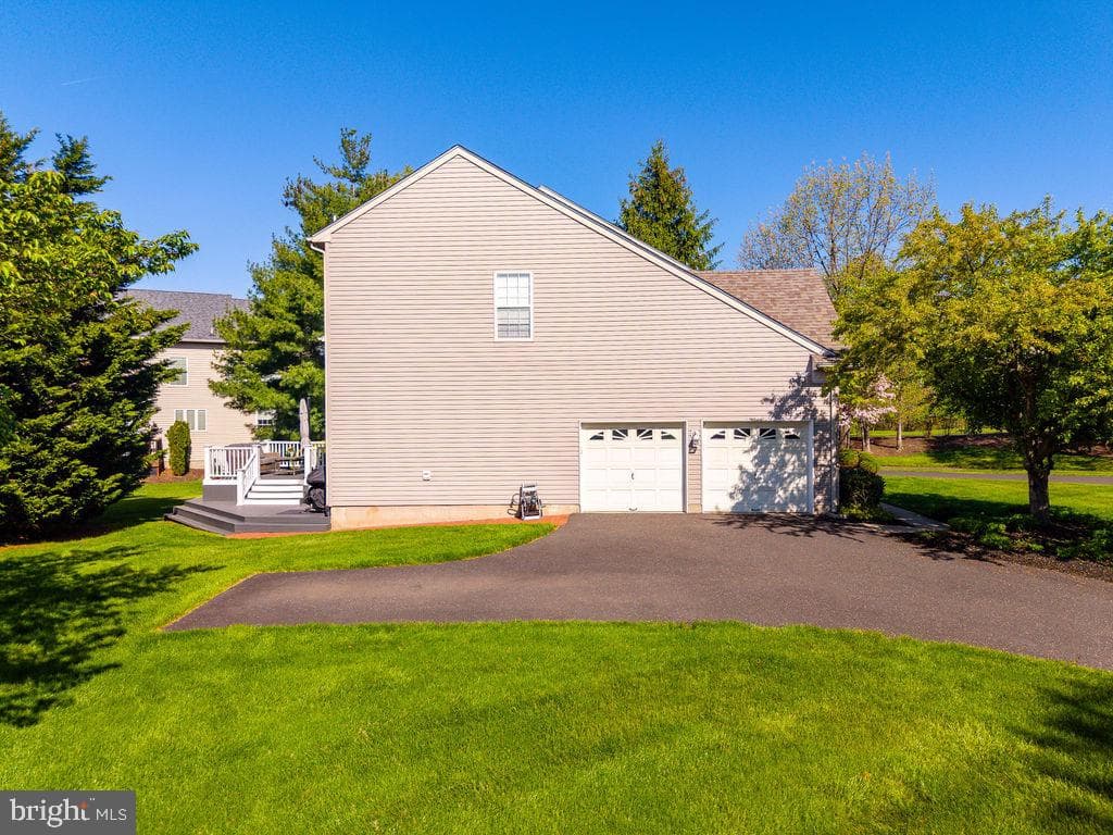 602 Dunburry Drive photo 34