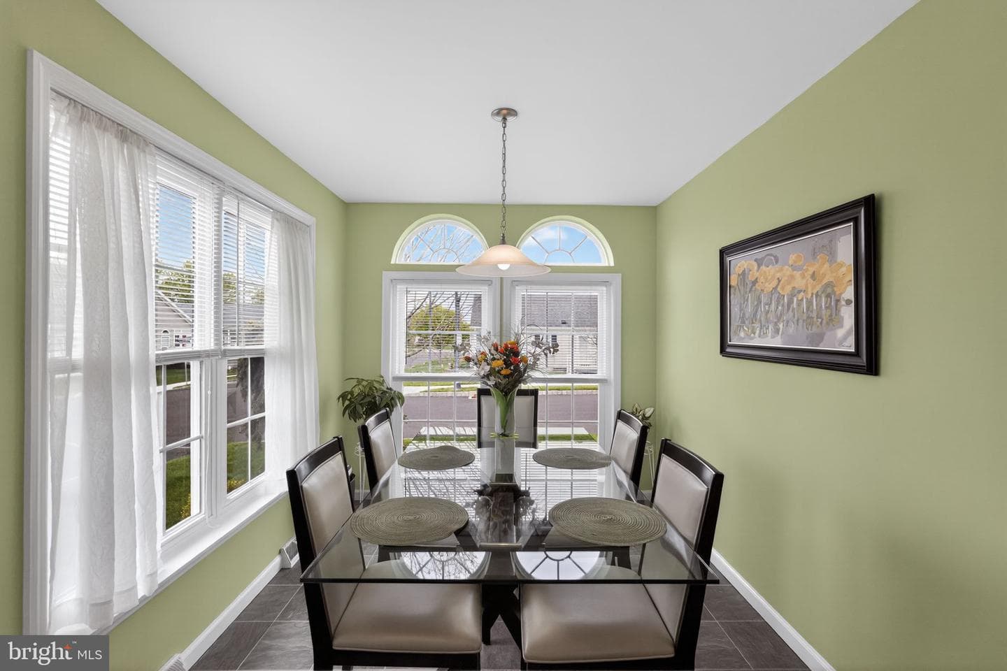 411 Honeysuckle Lane photo 13