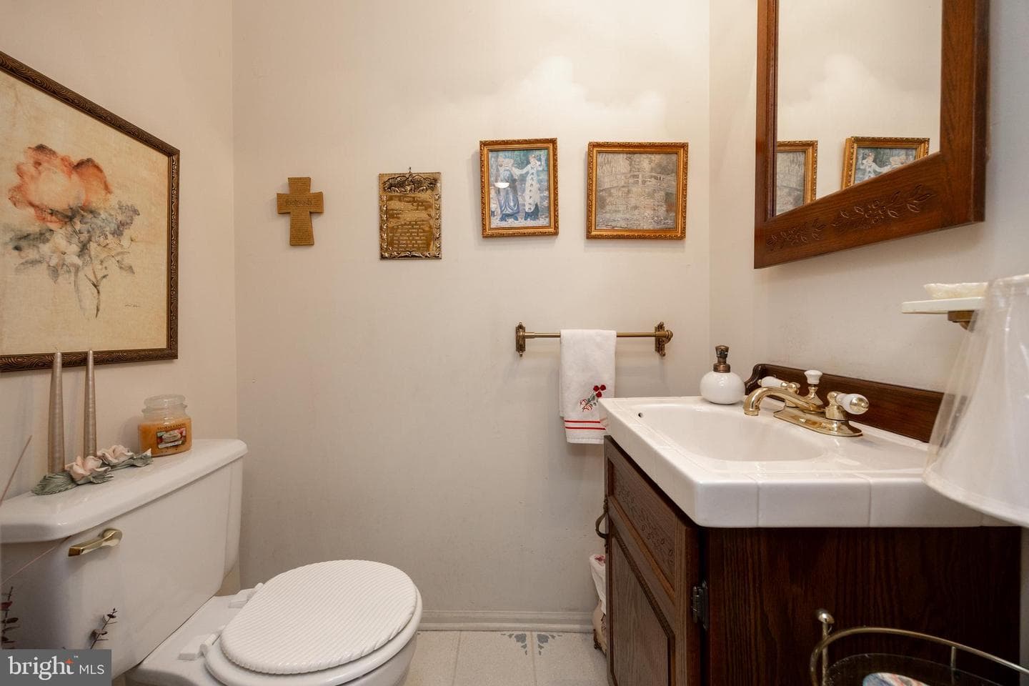 892 Carriage Way photo 16