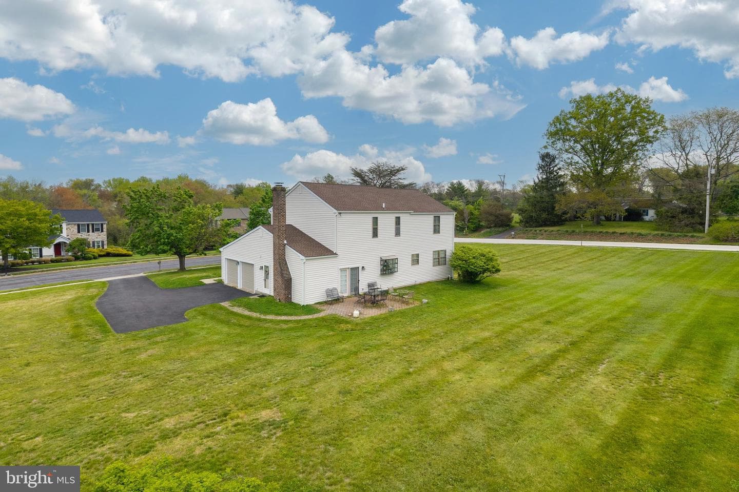 892 Carriage Way photo 43
