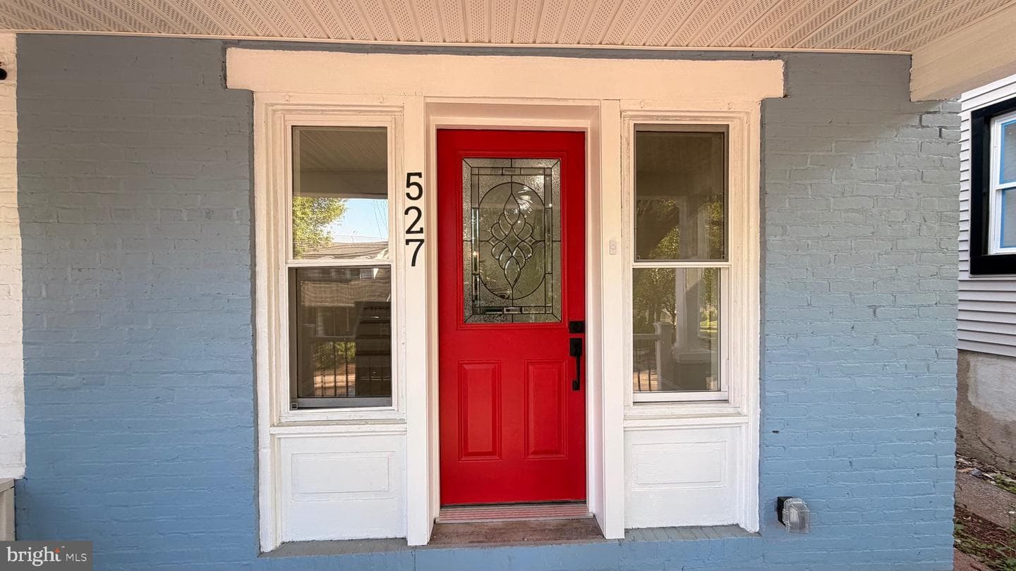 527 Beech Street photo 4