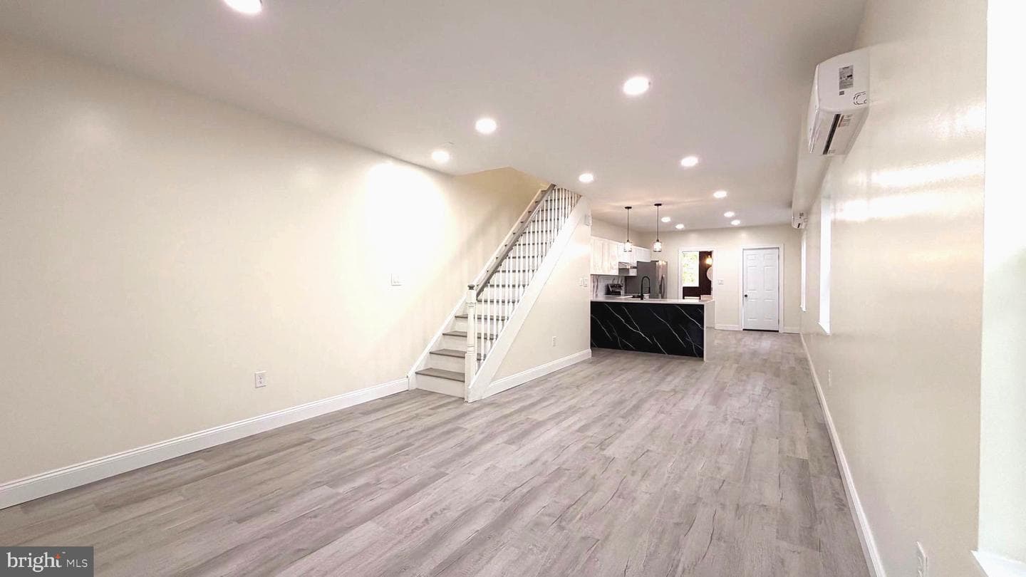 527 Beech Street photo 8