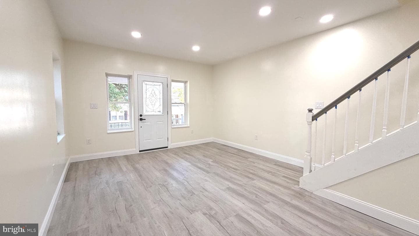 527 Beech Street photo 9