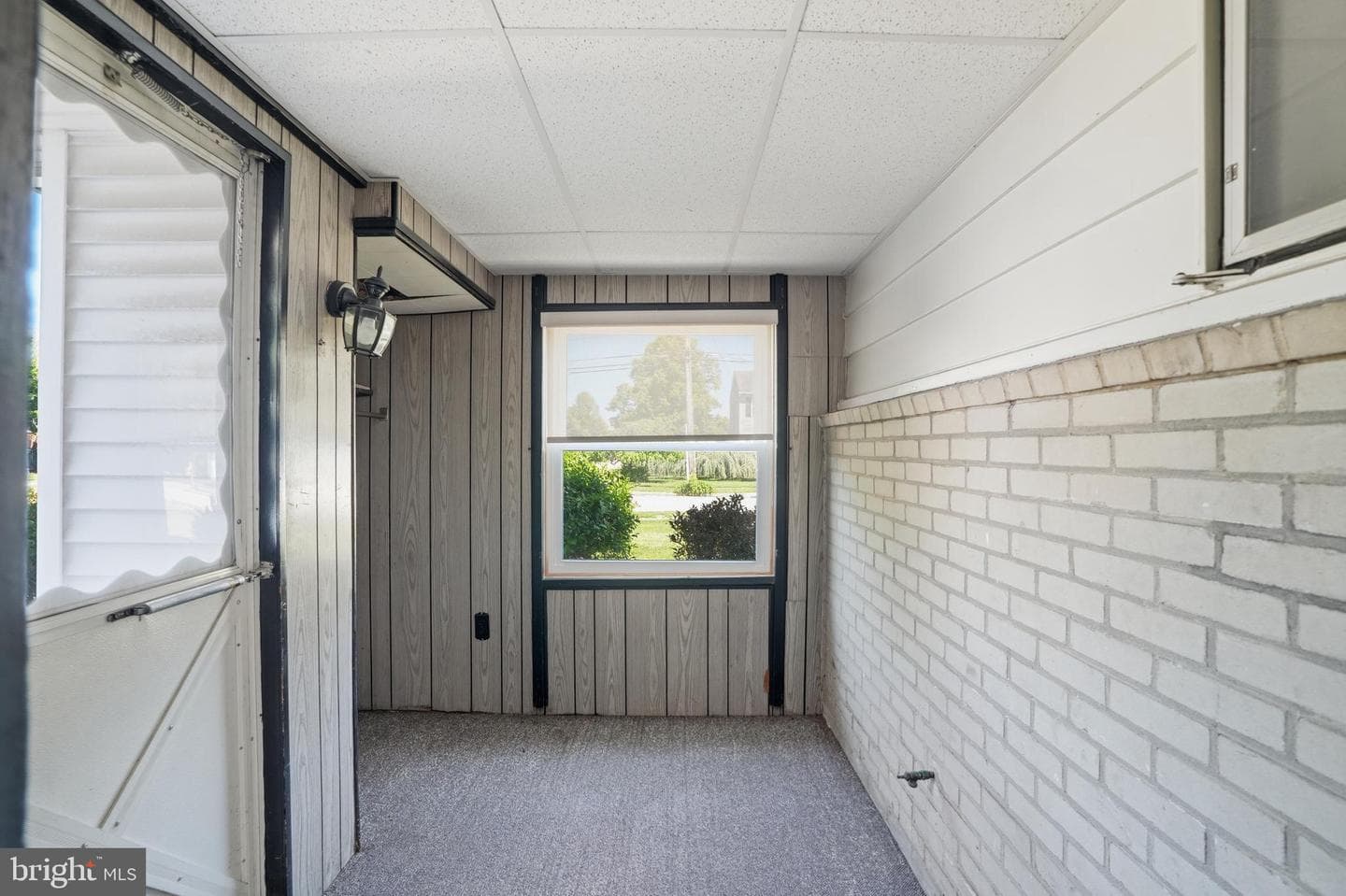 2110 Chestnut photo 17
