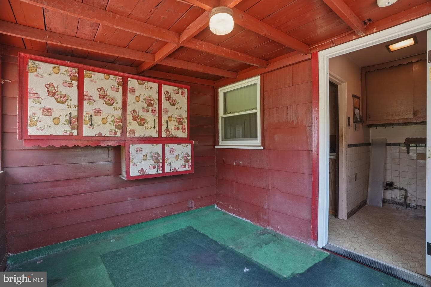 2110 Chestnut photo 32
