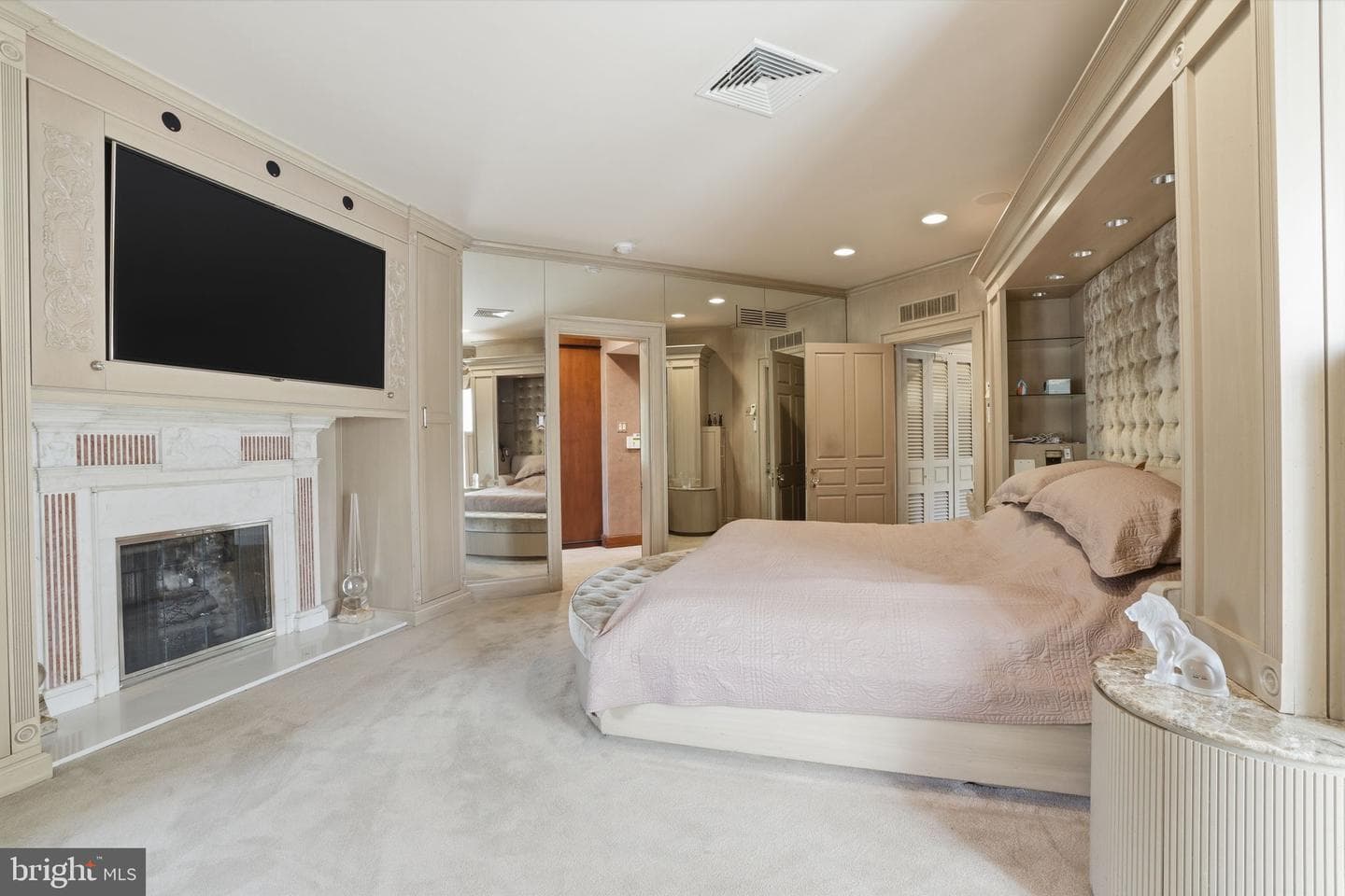 1035 Wright Drive photo 35