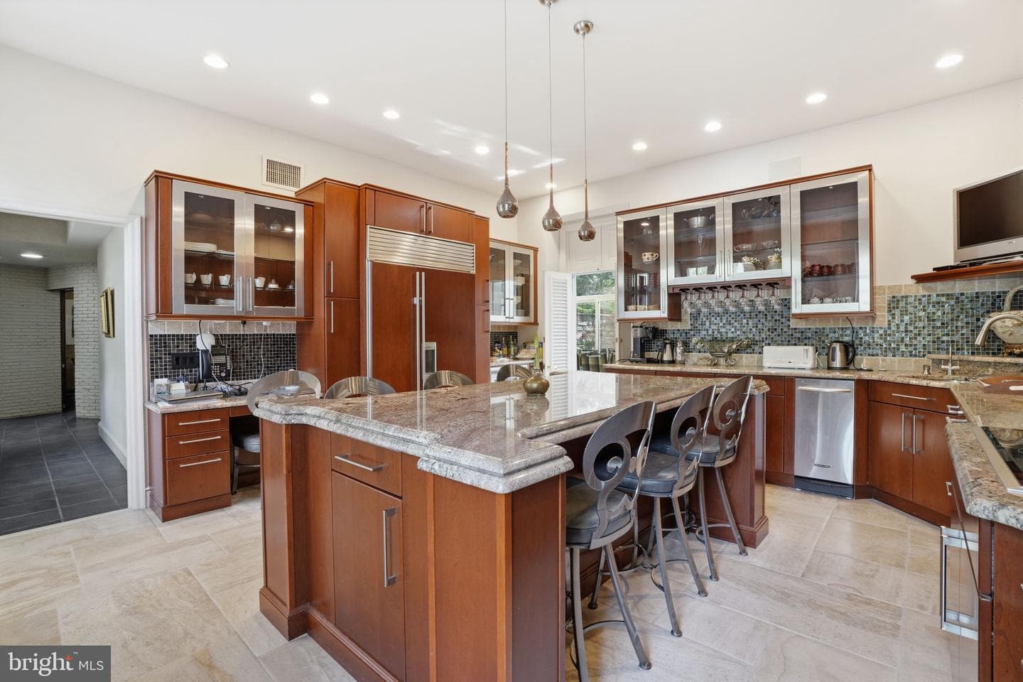1035 Wright Drive photo 9