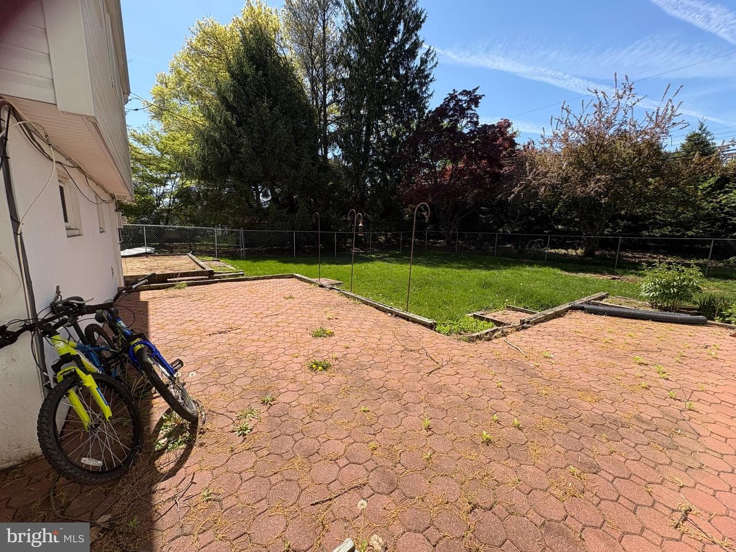 416 Emerson Road photo 22